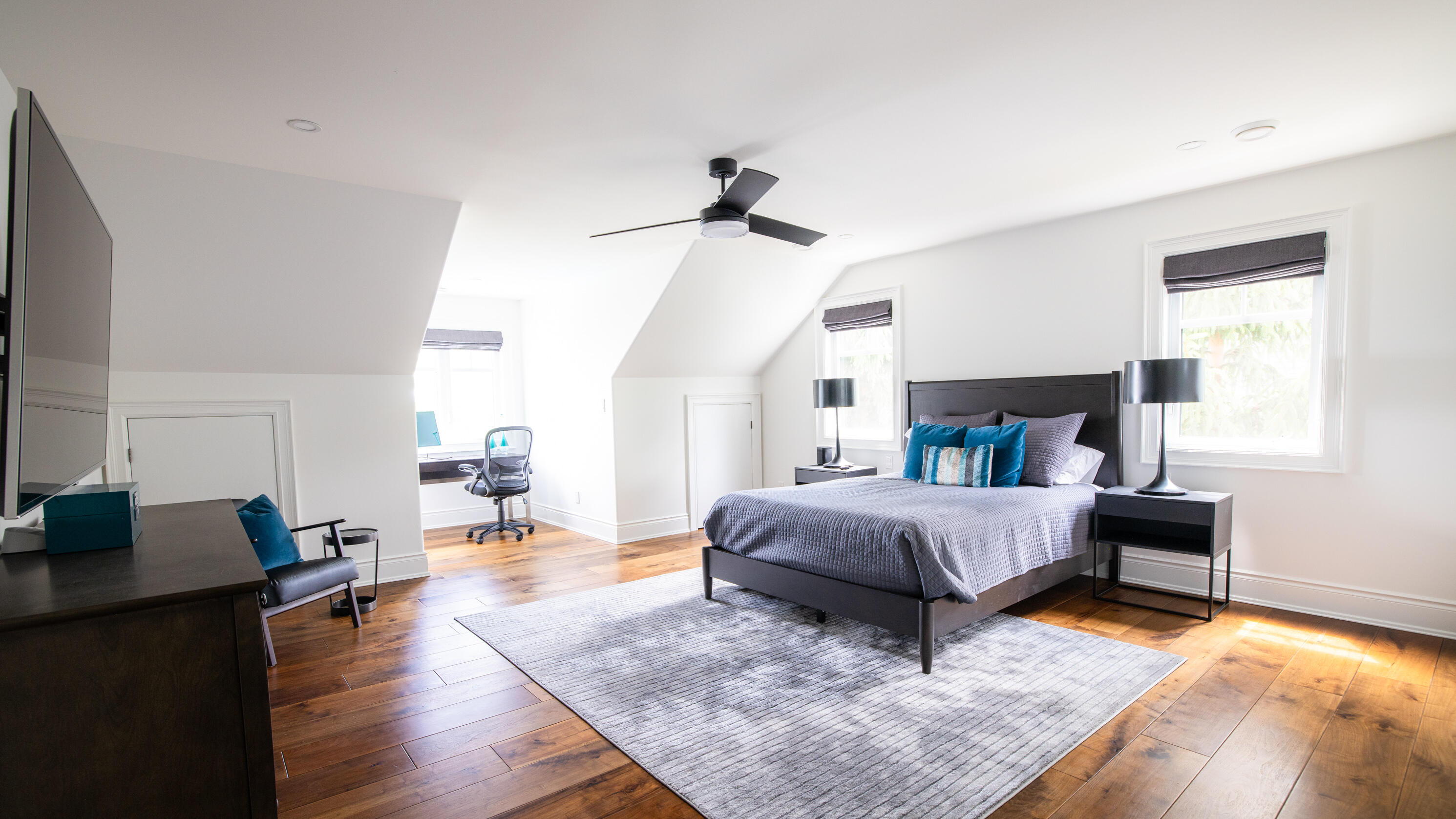 Upstairs Bedroom Upstairs Bedroom