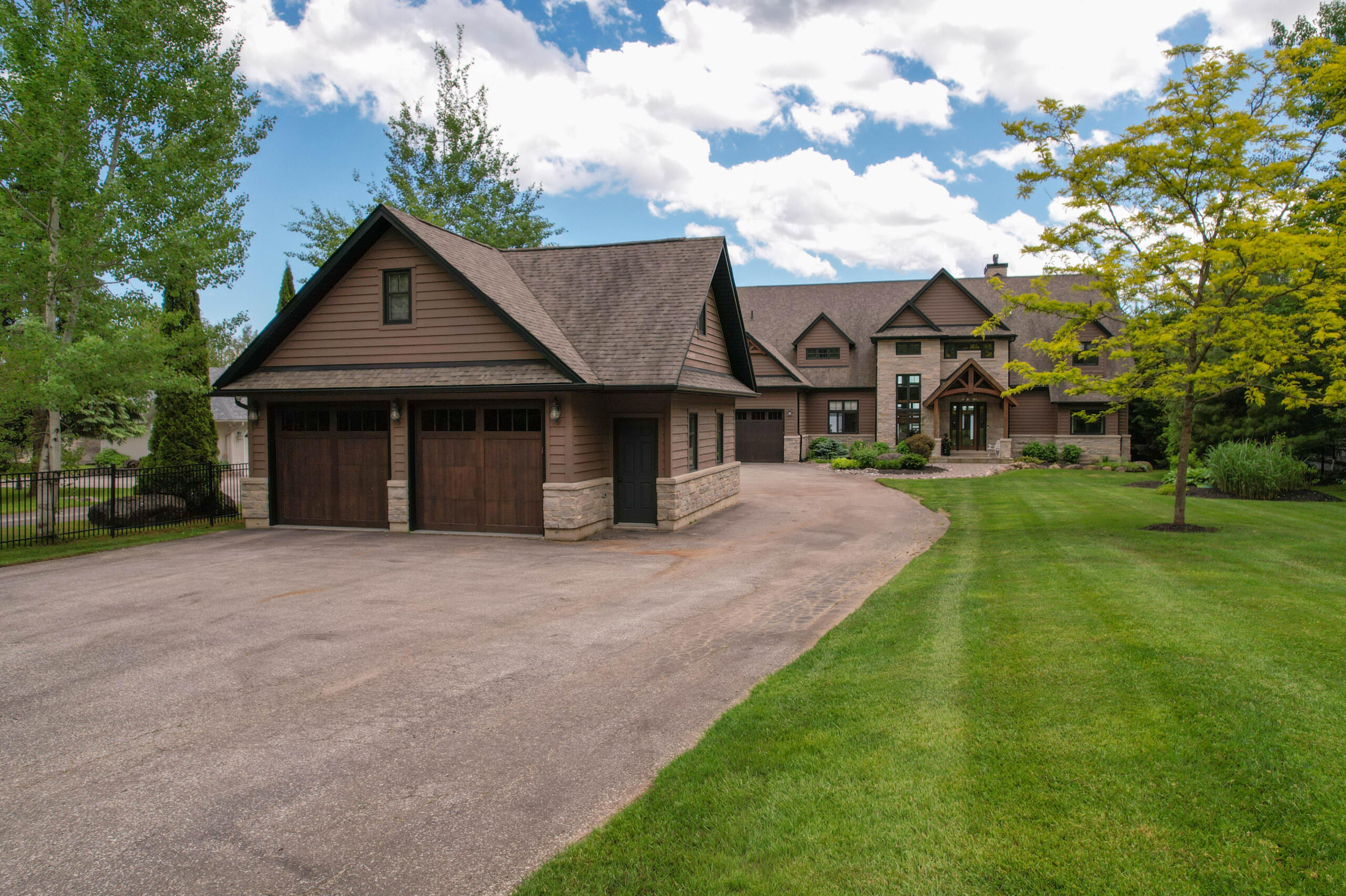 Front yard of cottage Front yard of cottage